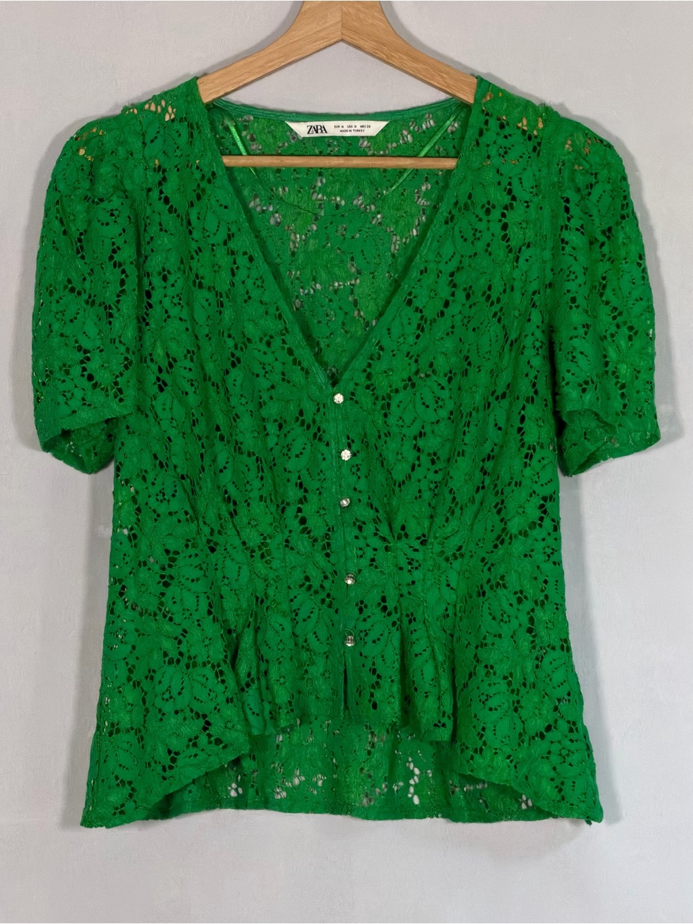 Zara Women’s Medium Green Floral Lace Peplum Top Rhinestone Buttons V-Neck